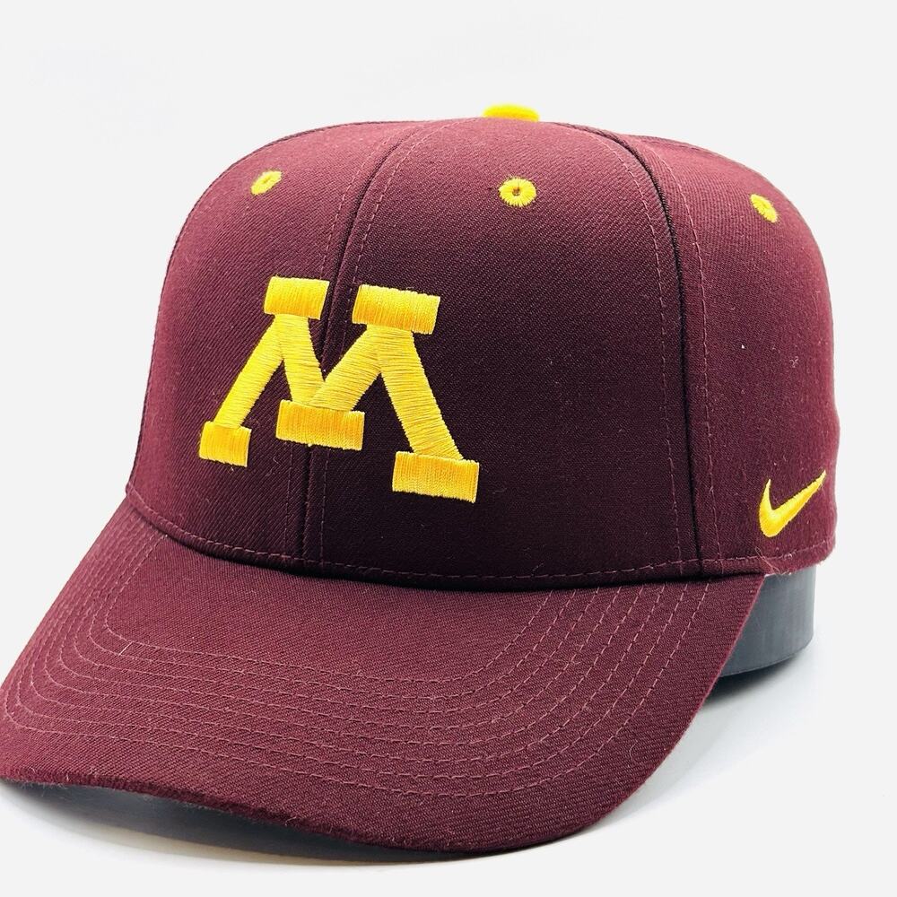 Vintage Minnesota Gophers Hat Cap Fitted Size 7 Nike NCAA Y2K